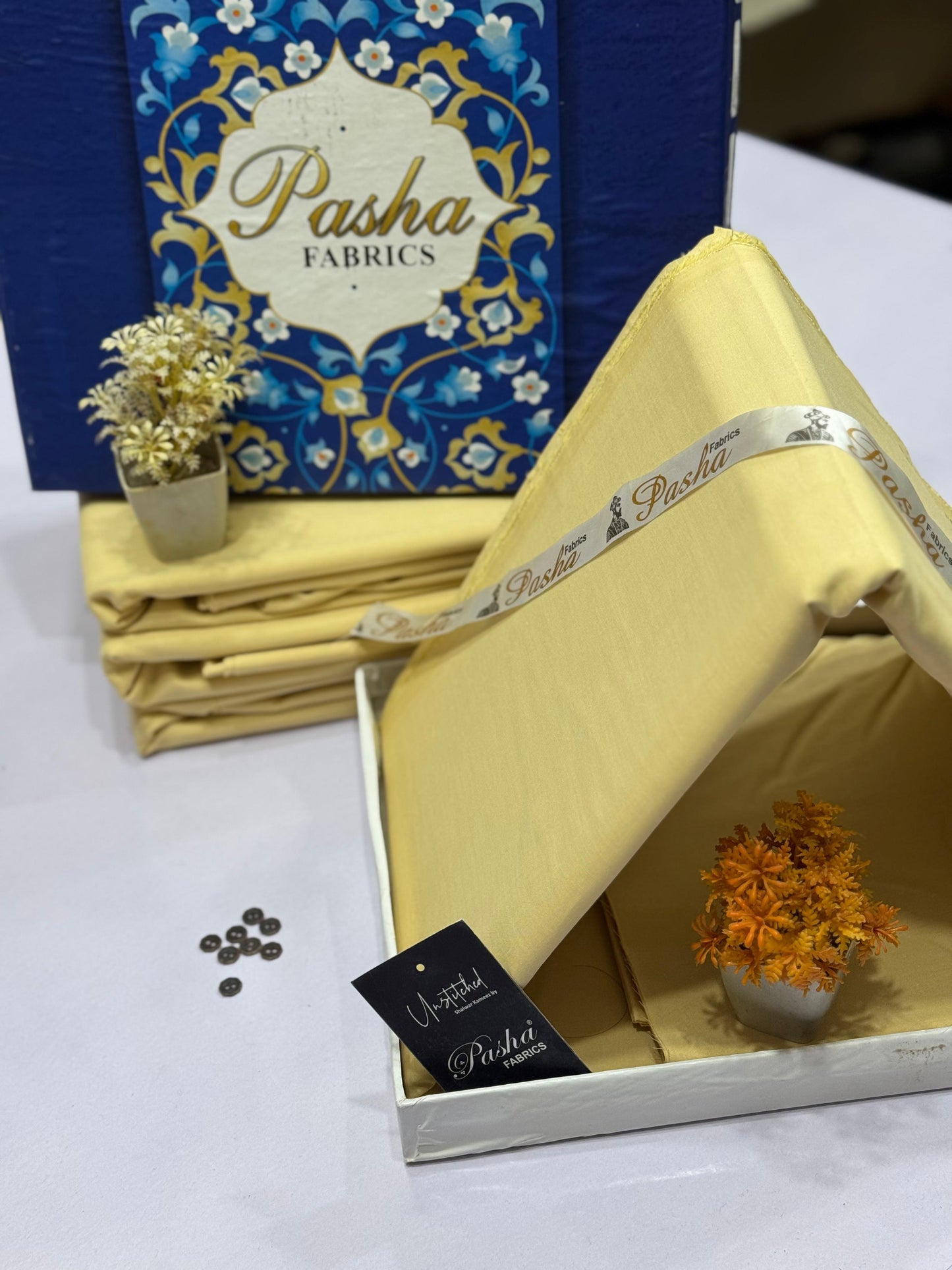 PASHA Mens Soft Cotton Unstiched Suit