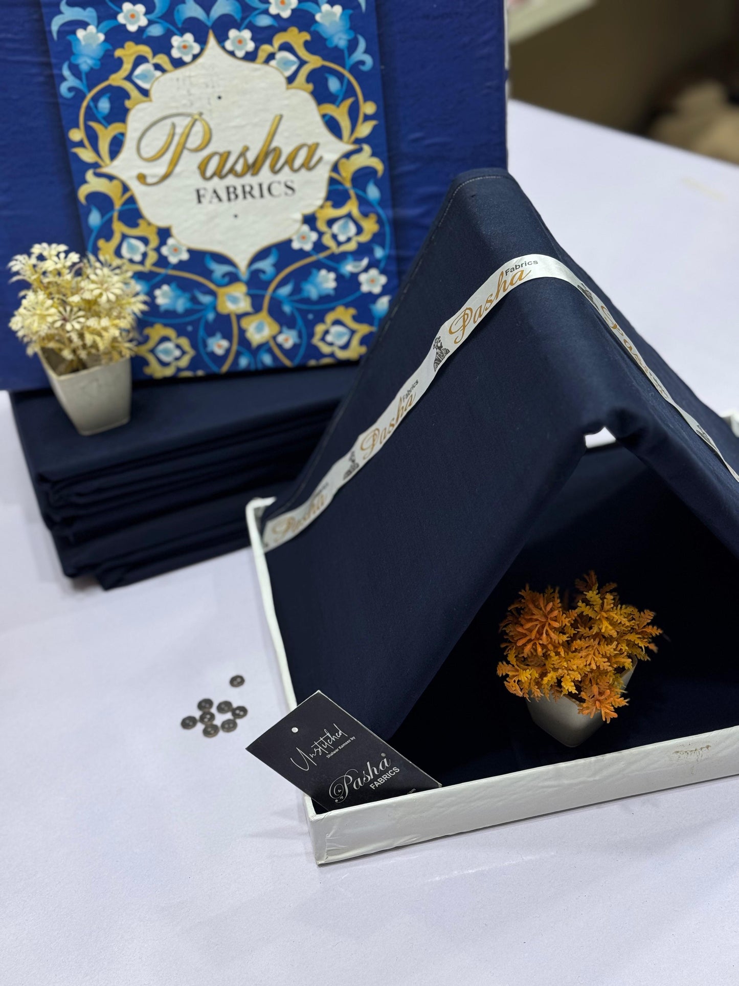 PASHA Mens Soft Cotton Unstiched Suit