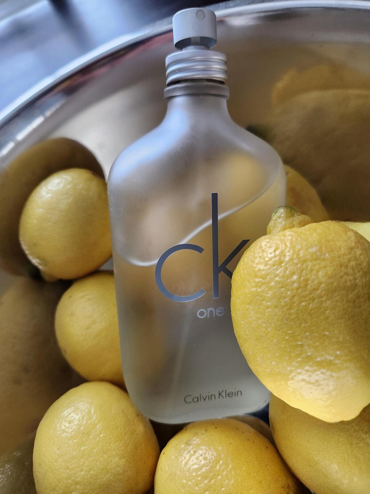 CK One Calvin Klein 100Ml for women and men