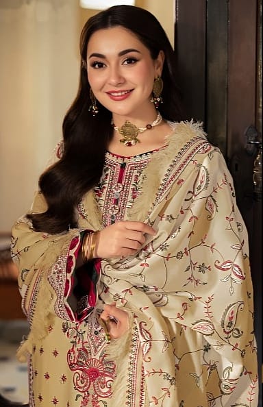 Asim Jofa Lawn Embroiderd 3Pc Unstiched Suit With Printed Bana Dora Shawl