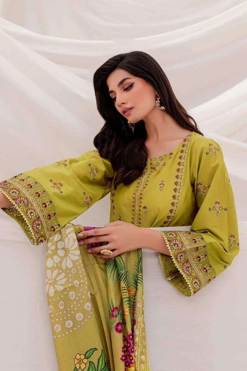 Batik Lawn Embroiderd 3Pc Unstiched Suit With Printed Bana Dora Shawl