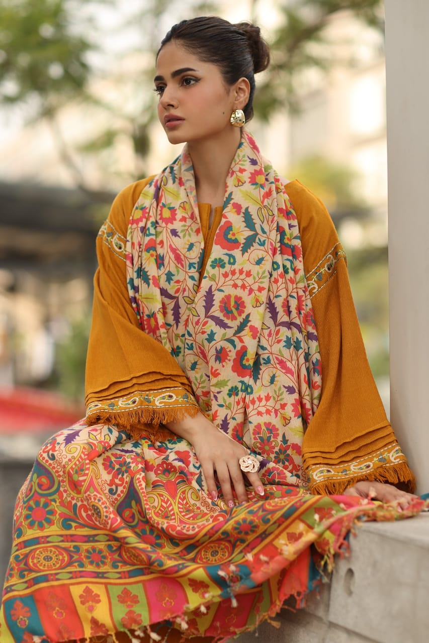 Charizma Lawn Embroiderd 3Pc Unstiched Suit With Printed Bana Dora Shawl